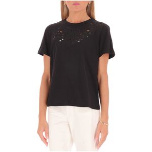 Gaetana T-shirt with macramé decoration on the neckline