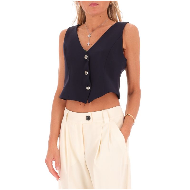DONNA-MARELLA-ABITI-CORTI-1551591