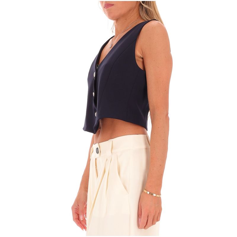 DONNA-MARELLA-ABITI-CORTI-1551591