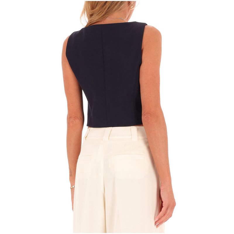 DONNA-MARELLA-ABITI-CORTI-1551591