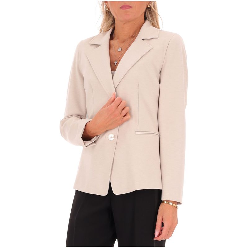 DONNA-MARELLA-GIACCHE-1551585