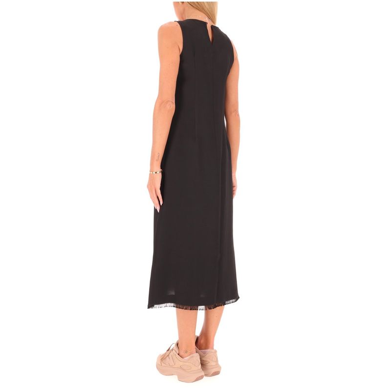 DONNA-MARELLA-ABITI-CORTI-1548918