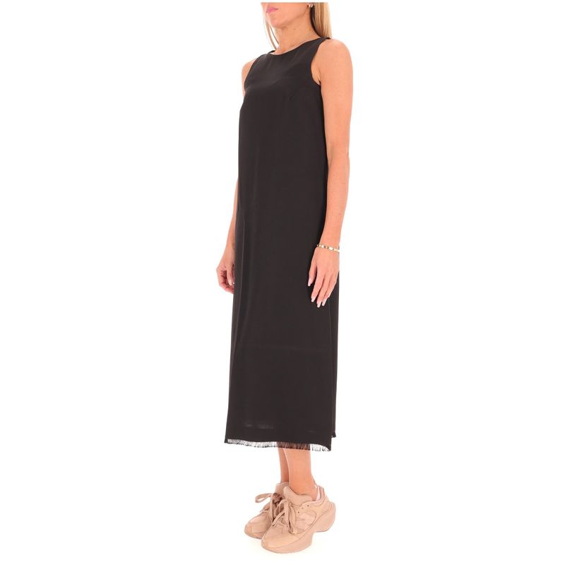 DONNA-MARELLA-ABITI-CORTI-1548918