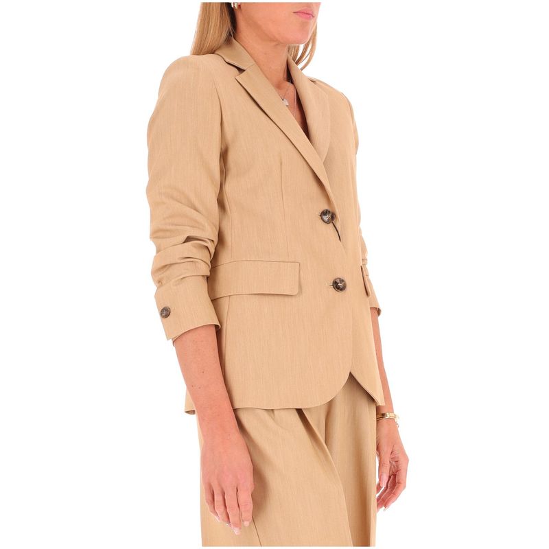 DONNA-MARELLA-GIACCHE-1549000