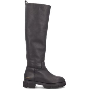 High black leather boot with 4cm heel