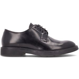 Smooth brushed leather lace-up