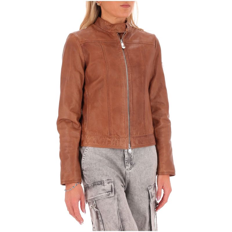 DONNA-PEUTEREY-GIACCHE-1552620