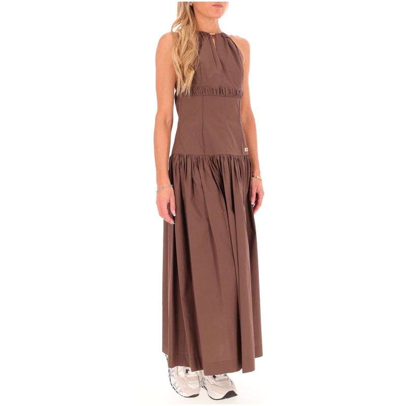 DONNA-PATRIZIA-PEPE-ABITI-CORTI-1556814