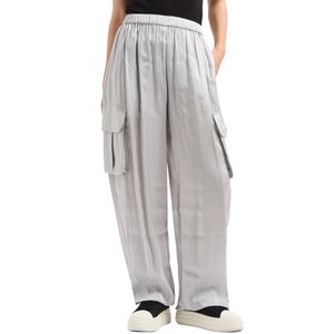 Pantaloni cargo grigi in tessuto satinato