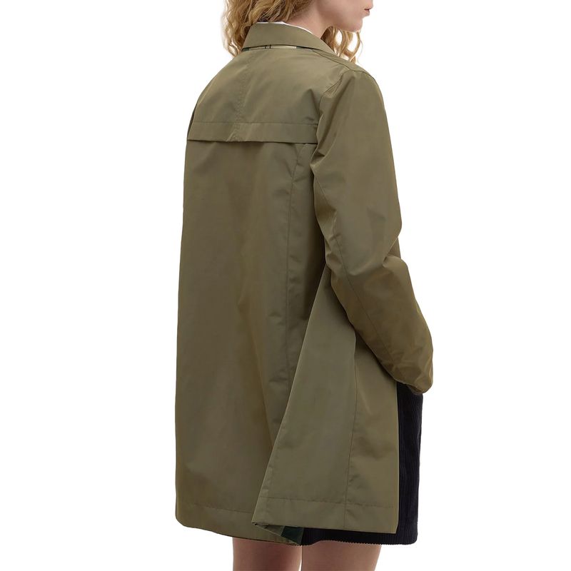 DONNA-BARBOUR-CAPPOTTI---SOPRABITI-1551604
