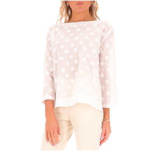 Maglia bianca con ricamo floreale all over