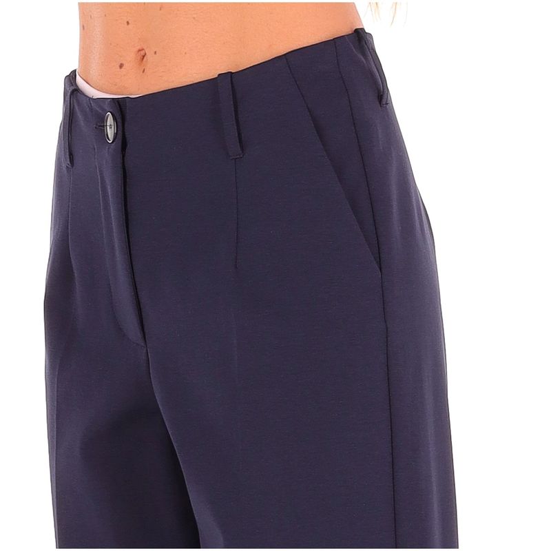 DONNA-ESSENZIALE-CLASSICI-1562299