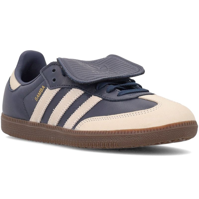 CALZATURE-ADIDAS-STRINGATE-1549858