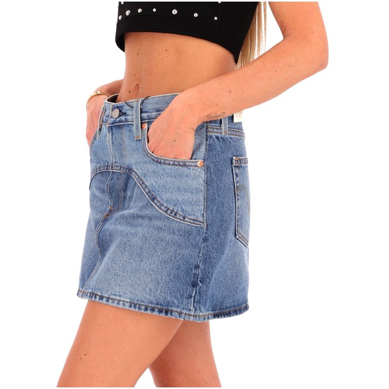DONNA-LEVI-S-JEANS-1551328