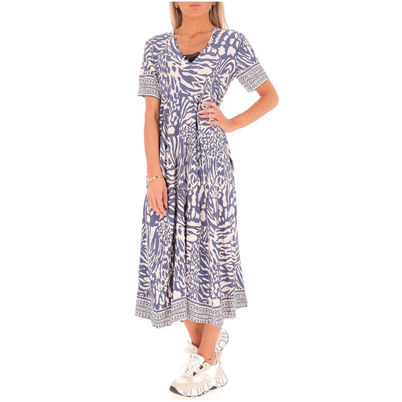 DONNA-MOLLY-BRACKEN-ABITI-CORTI-1555438