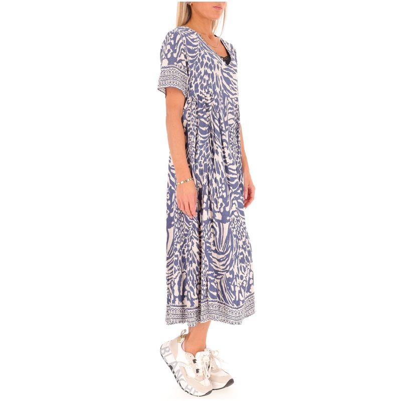 DONNA-MOLLY-BRACKEN-ABITI-CORTI-1555438