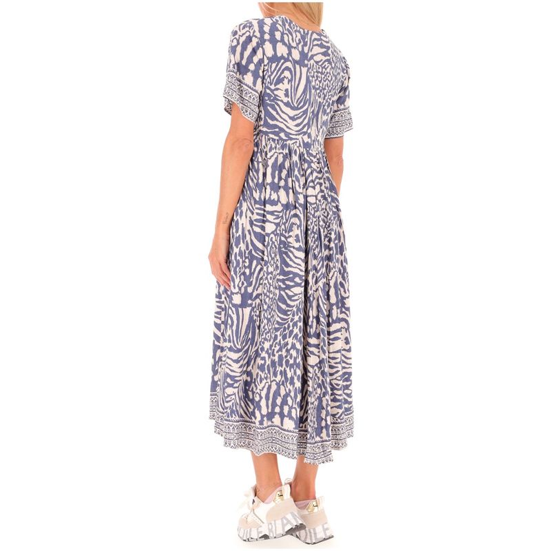 DONNA-MOLLY-BRACKEN-ABITI-CORTI-1555438