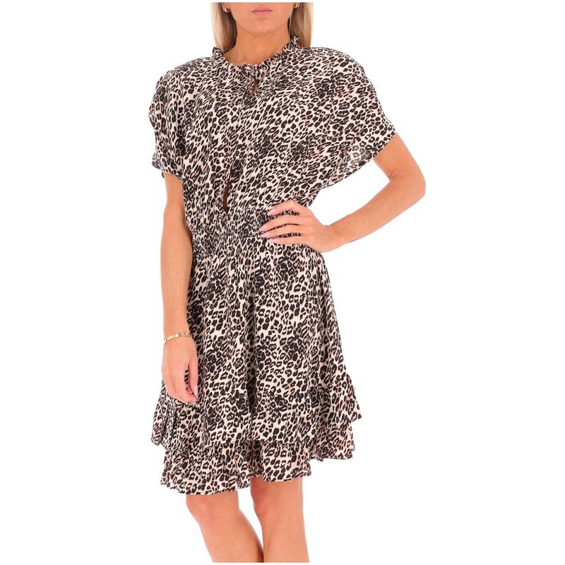 DONNA-MOLLY-BRACKEN-ABITI-CORTI-1555440
