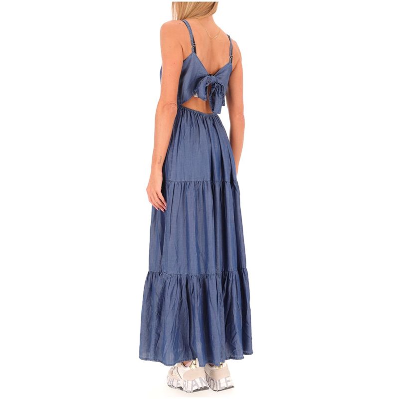DONNA-MOLLY-BRACKEN-ABITI-CORTI-1555428