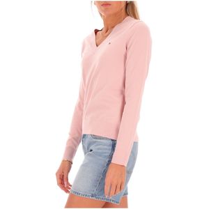 V-neck jersey pullover with TH flag