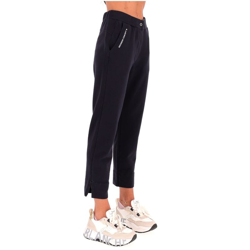 DONNA-NOUMENO-CLASSICI-1557357