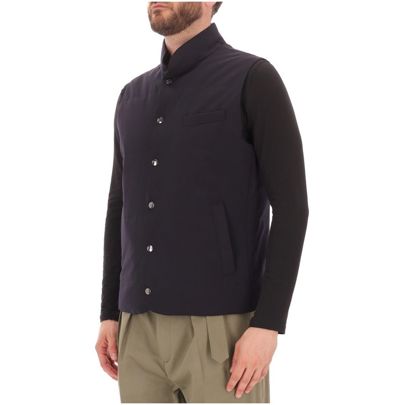 UOMO-MONTECORE-1552753