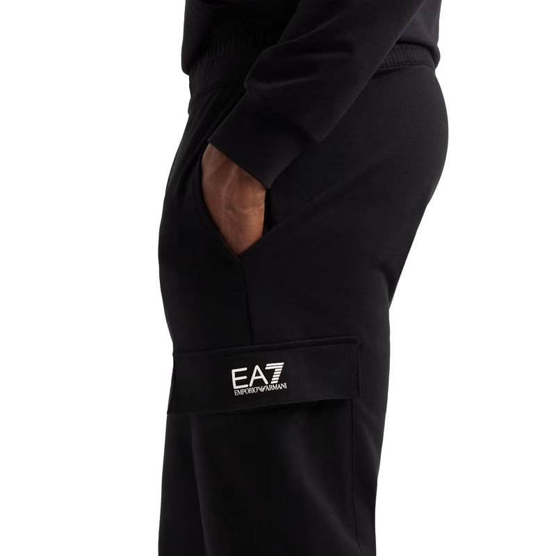 SPORT-EA7-BERMUDA-1556262