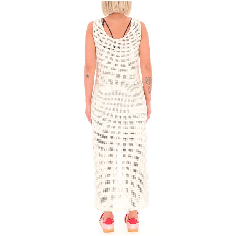 DONNA-MARELLA-ABITI-CORTI-1551597