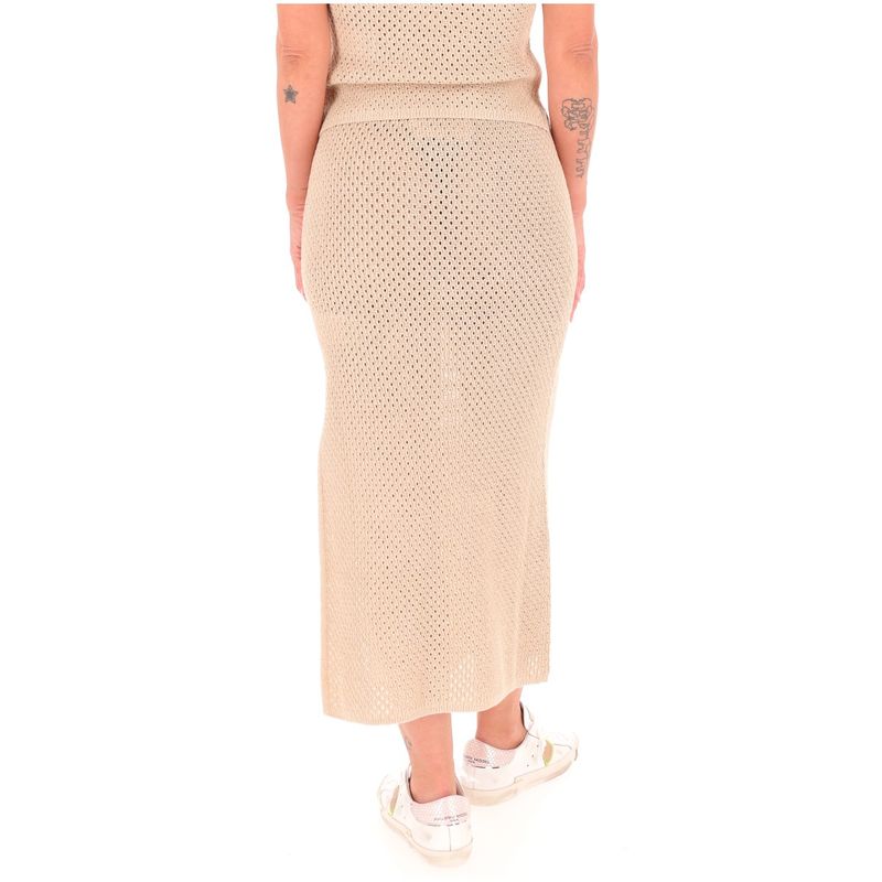 DONNA-MARELLA-GONNE-CORTE-1555507