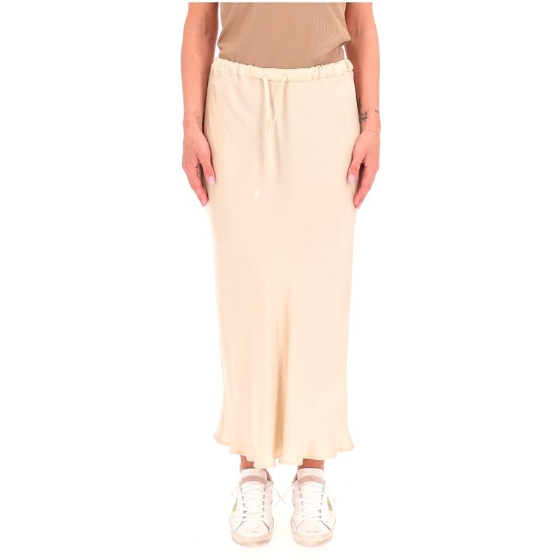 DONNA-MARELLA-GONNE-CORTE-1555534