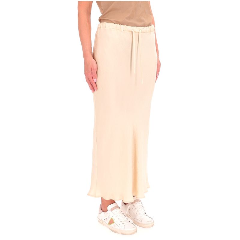 DONNA-MARELLA-GONNE-CORTE-1555534