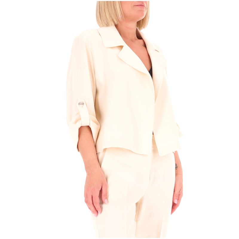 DONNA-MARELLA-GIACCHE-1555248