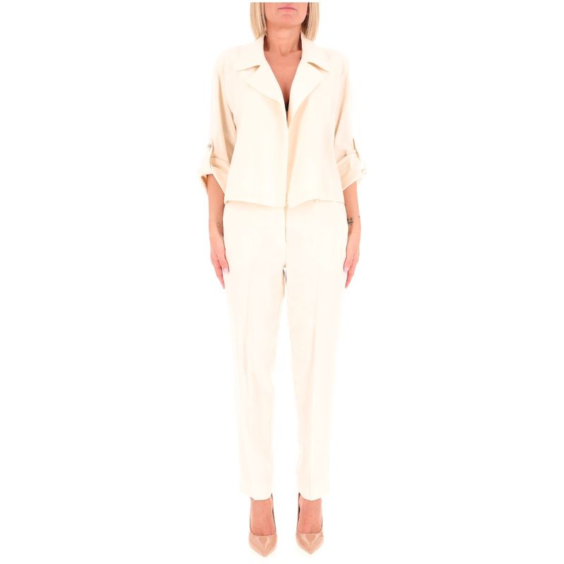 DONNA-MARELLA-GIACCHE-1555248