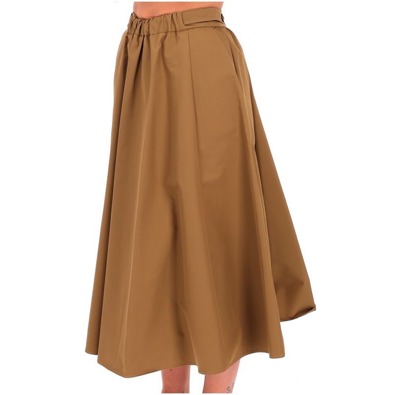DONNA-MARELLA-GONNE-CORTE-1551561