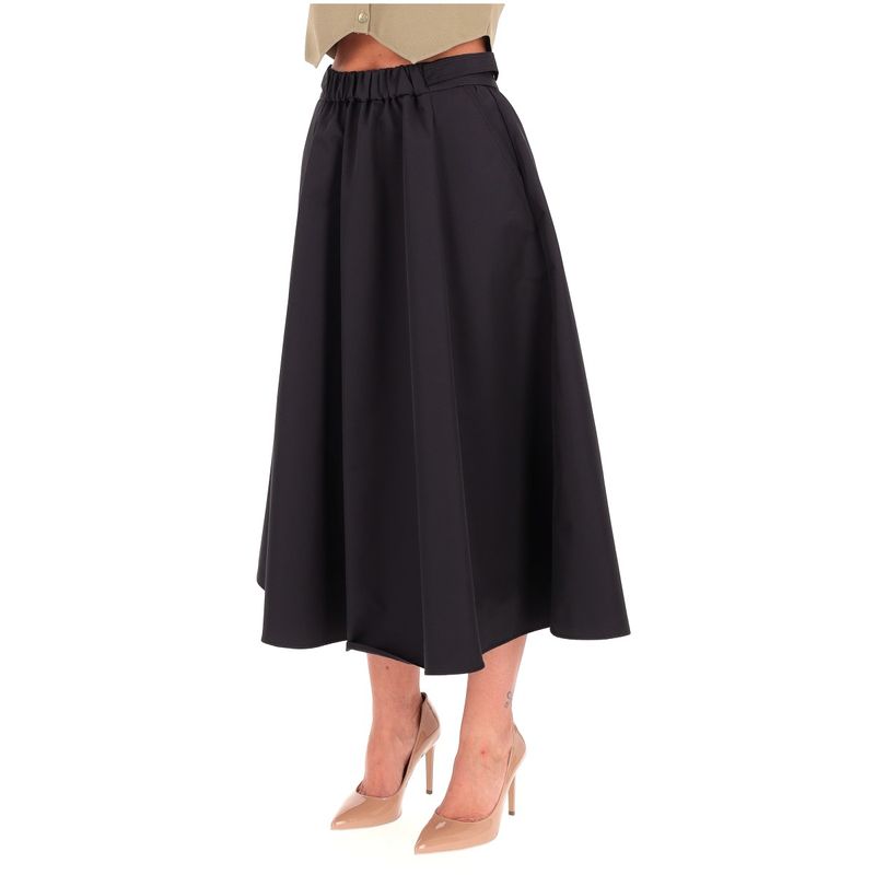 DONNA-MARELLA-GONNE-CORTE-1551561