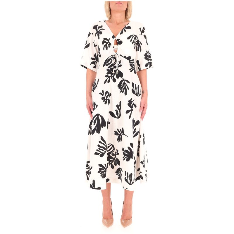 DONNA-MARELLA-ABITI-CORTI-1555497