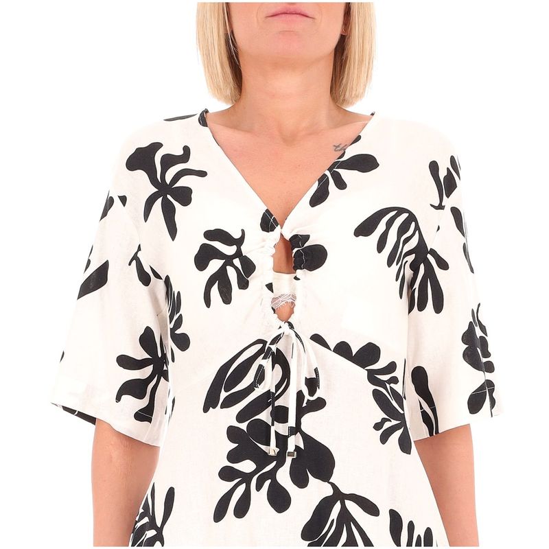 DONNA-MARELLA-ABITI-CORTI-1555497