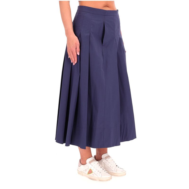 DONNA-MARELLA-GONNE-CORTE-1555487