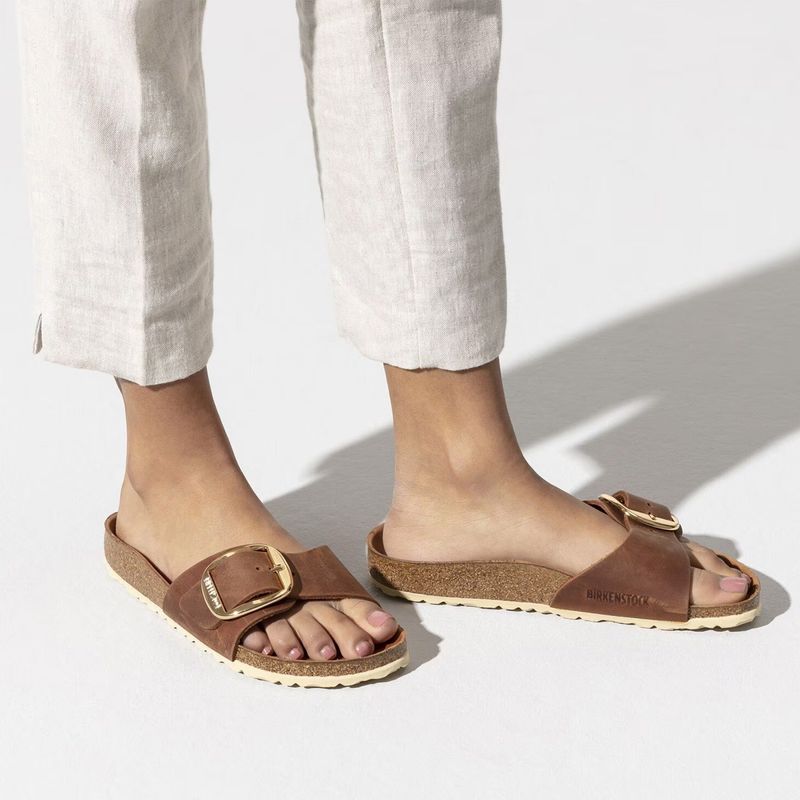 CALZATURE-BIRKENSTOCK-ABITI-CORTI-1559089