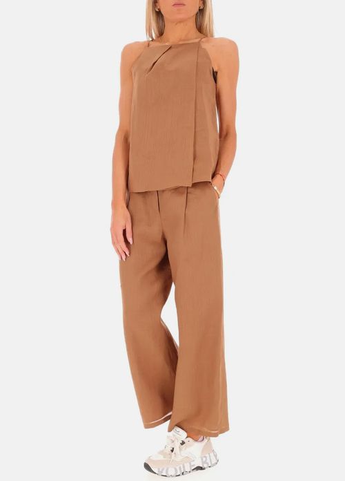 Refined in camel-colored ramie