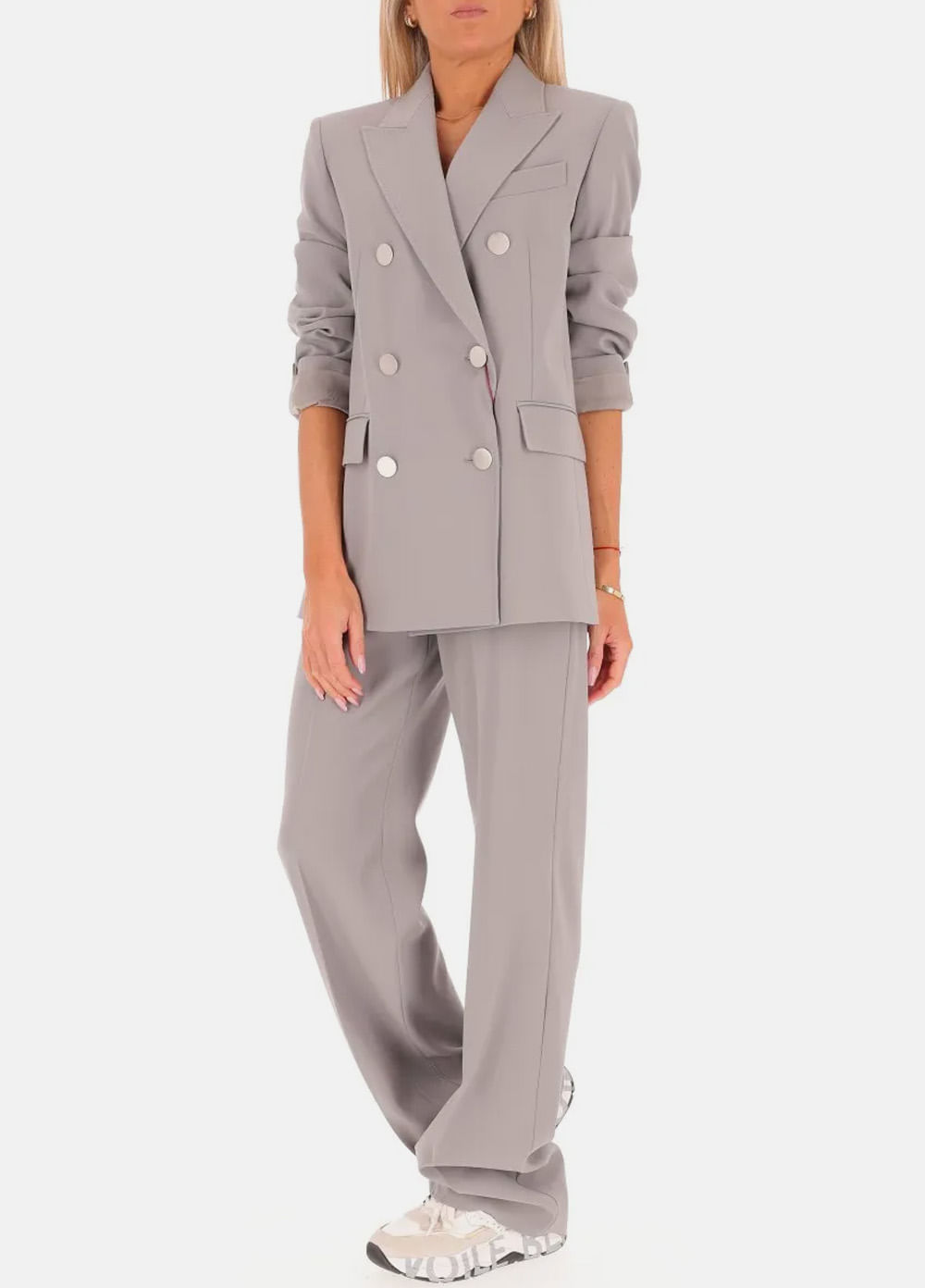 Il tailleur grigio di Max Mara