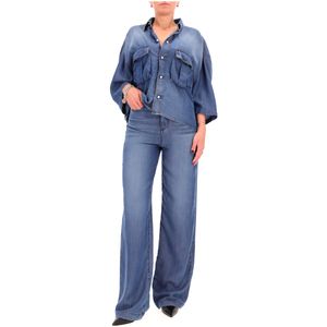 Blue shirt with 3/4 sleeves