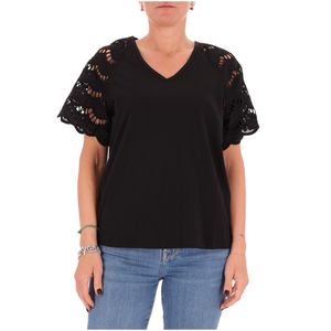 T-shirt con ricami sulle maniche e scollo a V