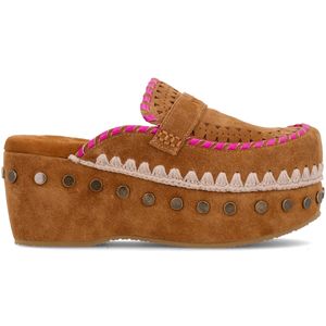 Suede clog