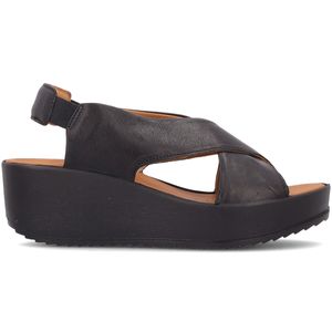 Black sandal with wedge and elastic