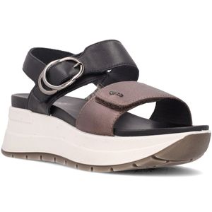 Wedge sandal with buckle