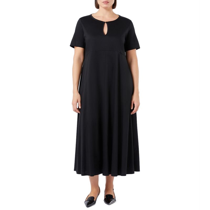 DONNA-MARINA-RINALDI-ABITI-CORTI-1555348
