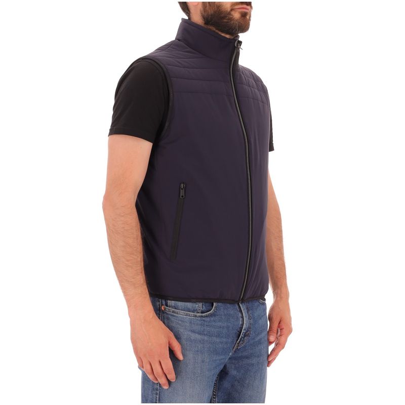 UOMO-MILESTONE-1549443