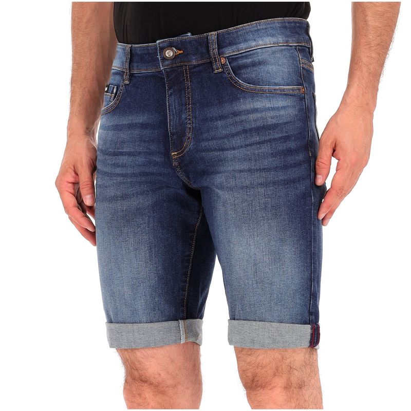 UOMO-GAS-BERMUDA-1558117