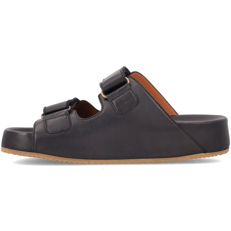CALZATURE-VIA-ROMA-15-ABITI-CORTI-1560156